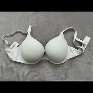 Victoria secrete bra, 34 DD